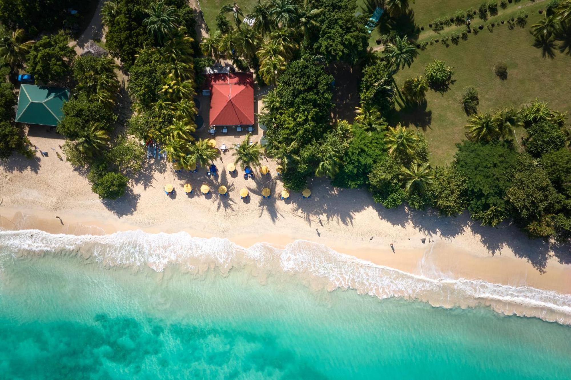 Mount Cinnamon Resort & Beach Club 세인트조지스 외부 사진