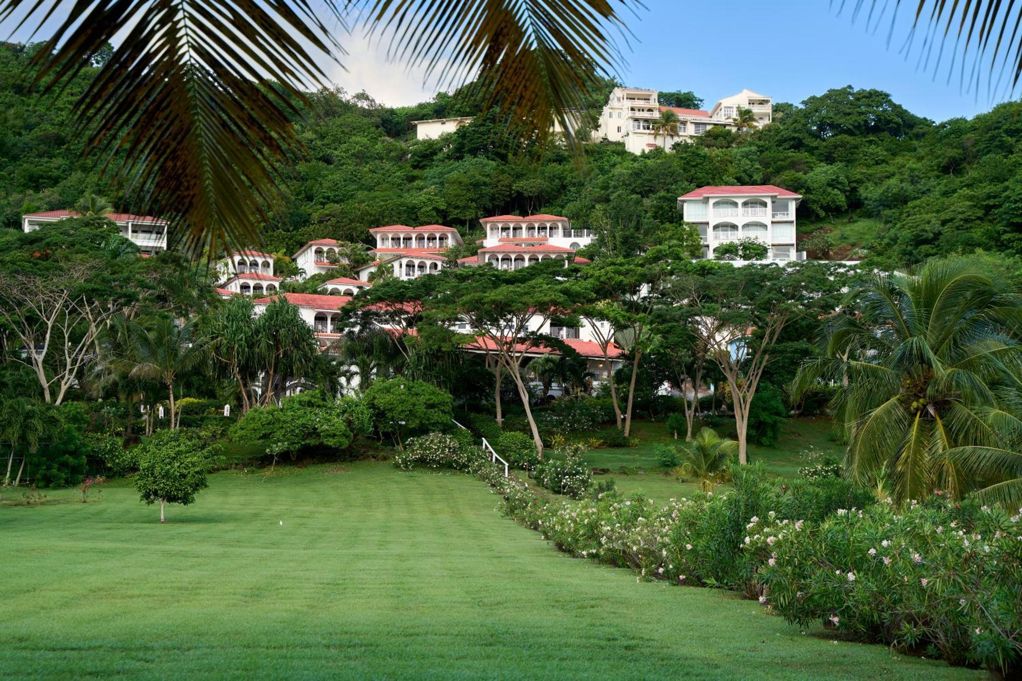 Mount Cinnamon Resort & Beach Club 세인트조지스 외부 사진