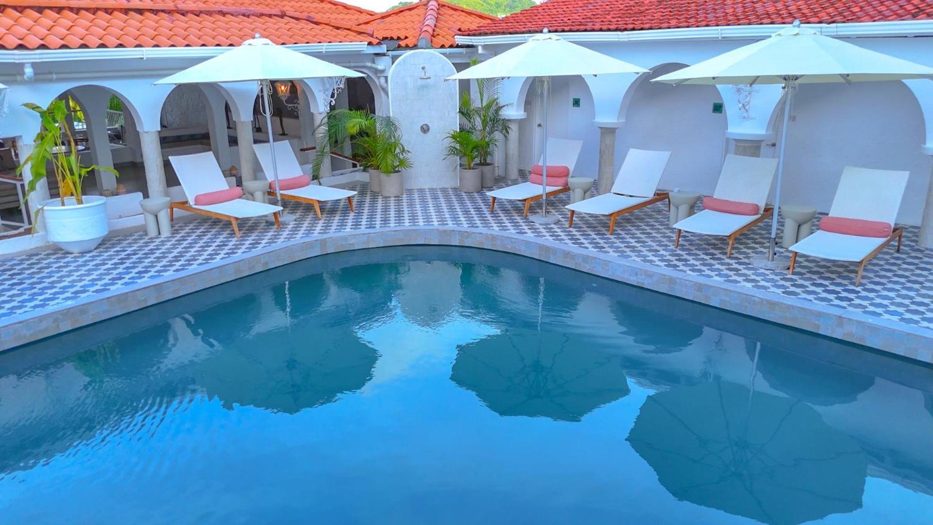 Mount Cinnamon Resort & Beach Club 세인트조지스 외부 사진