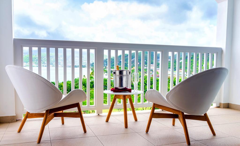 Mount Cinnamon Resort & Beach Club 세인트조지스 외부 사진